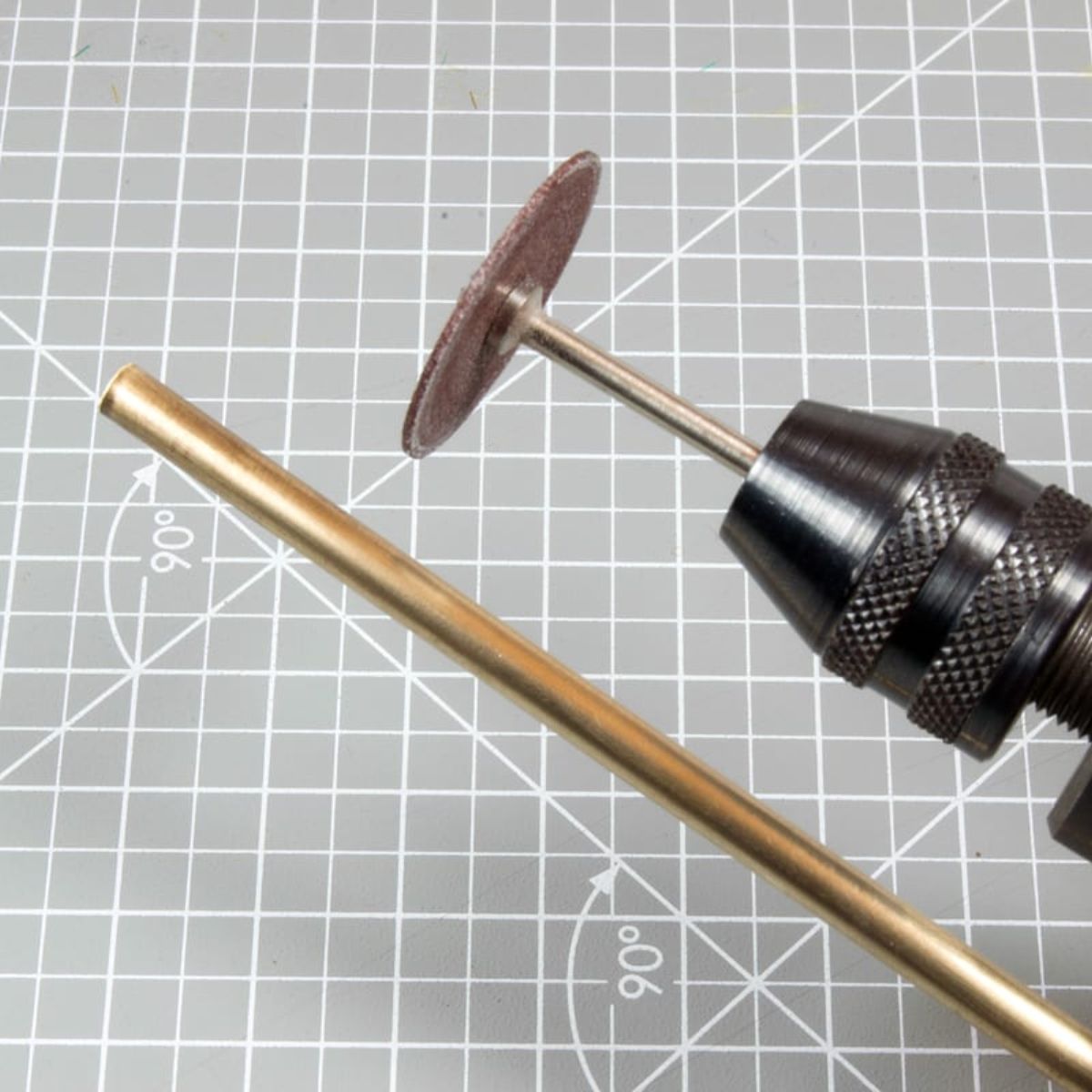 AK Interactive Dioramas BRASS PIPES 2,0mm, 2 units